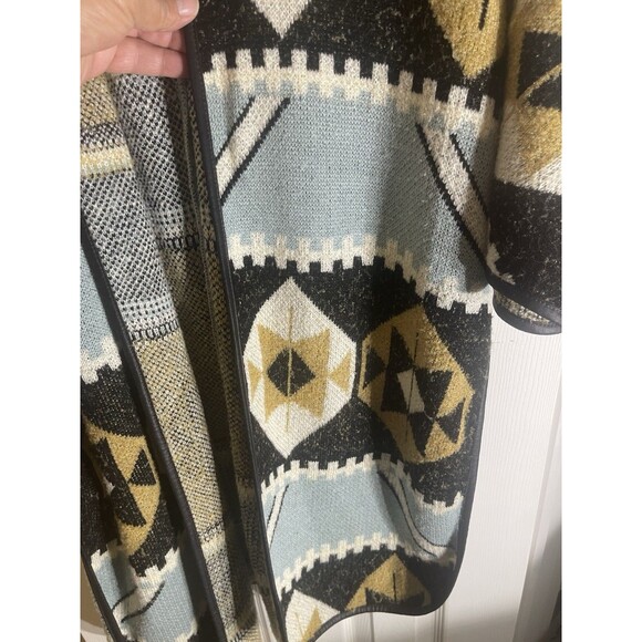 H&M AZTEC PRINT WOMENS LONG CARDIGAN SIZE SMALL - Picture 3 of 10